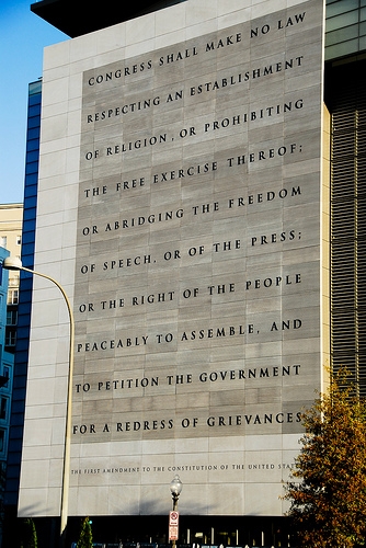 "First Amendment" on Newseum on Constitution Avenue, Washington, D.C. - cc mr_mayer (flickr)