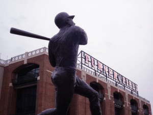 Hank Aaron statue, moved from Atlanta Stadium to Turner Field (Mr. Aaron took part in the festivities at both the first and the last game at Turner Field) [AJCNL1997-03-19-01a]